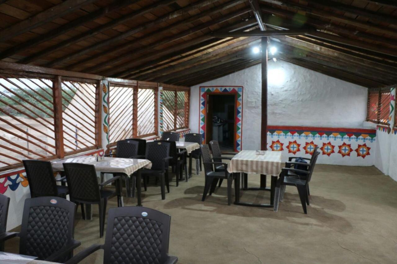 Banni Village Resort - Rann Of Kutch Bherandiāla المظهر الخارجي الصورة